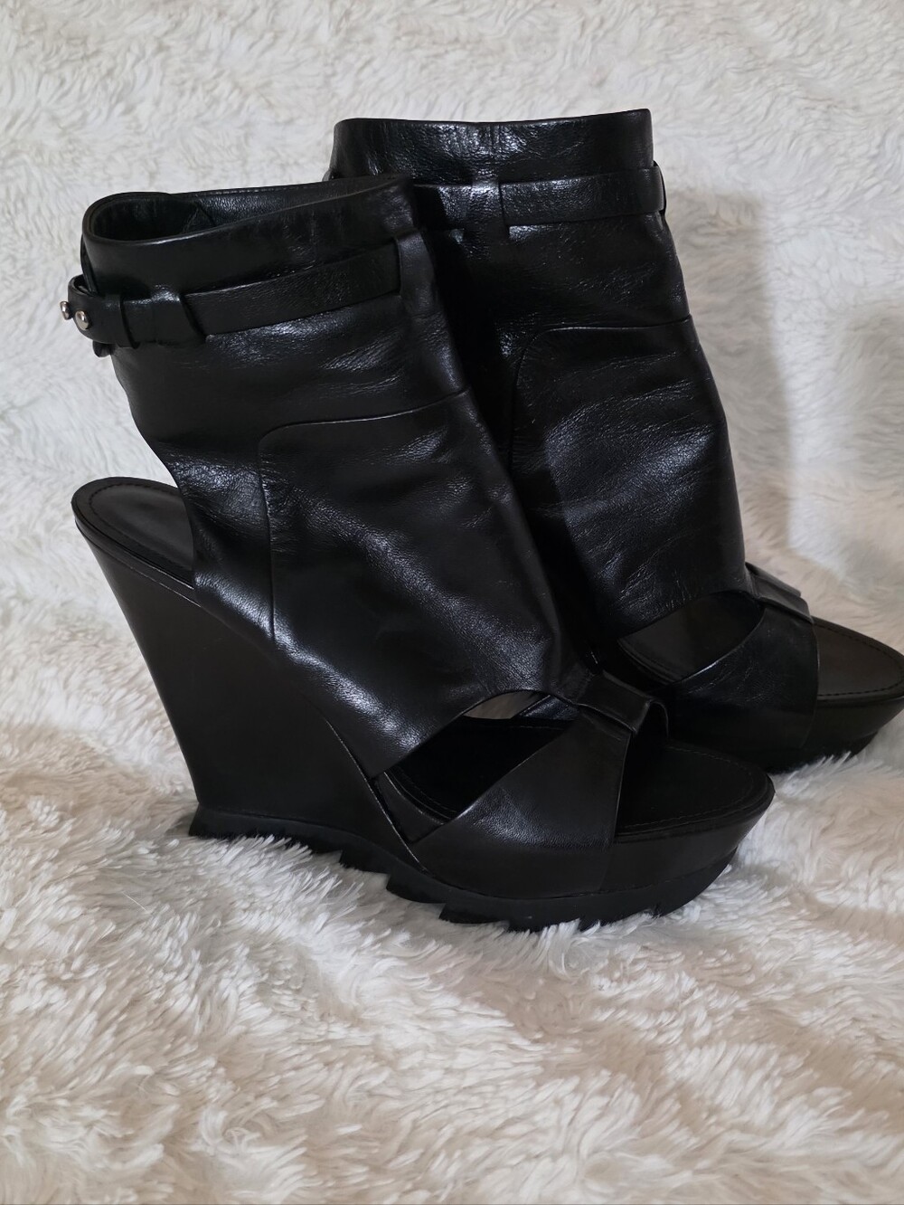 Camilla Skovgaard Black Leather Sawtooth Wedge Sandals Open Toe 39.5